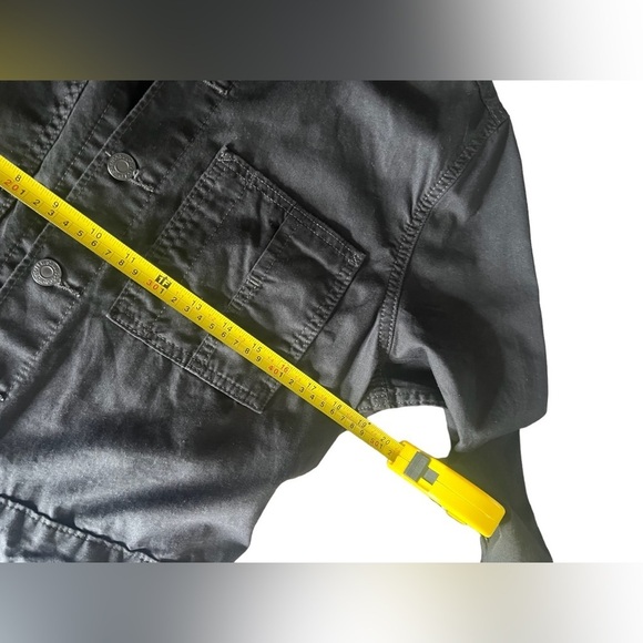 Levi’s Women’s Iconic Jumpsuit In Black - Picture 10 of 14